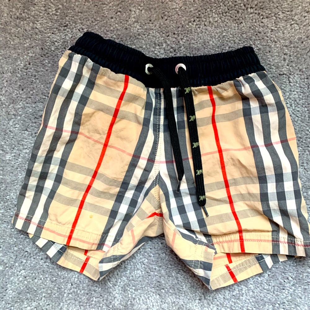 Like New boys Burberry swim trunks